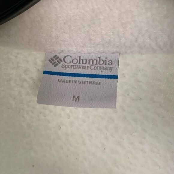 Columbia jacket white medium.  - Picture 4 of 9